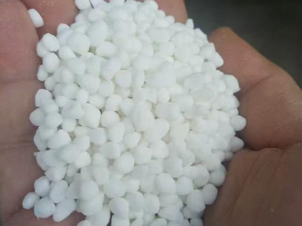 Care este diferența dintre îngrășămintele cu eliberare controlată și îngrășămintele cu eliberare lentă?